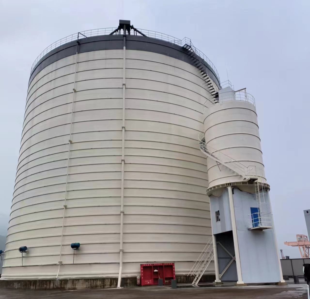 科尔沁右翼前10万吨水泥钢板库